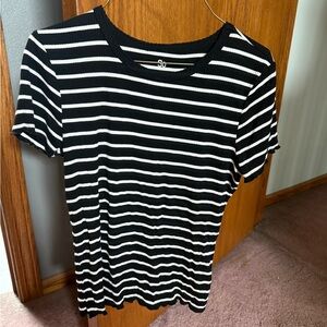 Classic Black and White Striped Fitted Tee